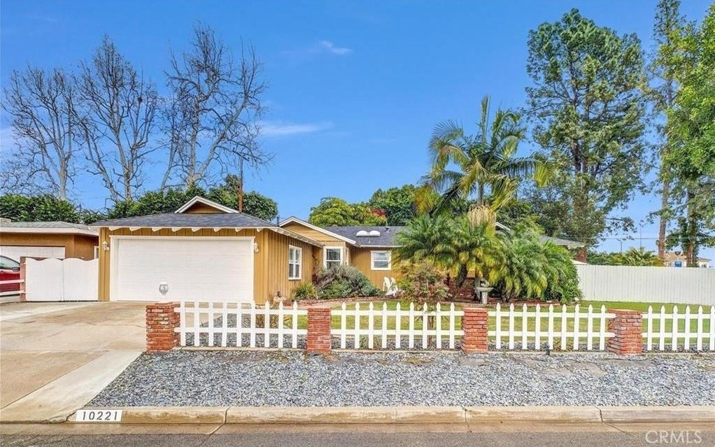 10221 Roselee, Garden Grove CA 92840 - photo 1
