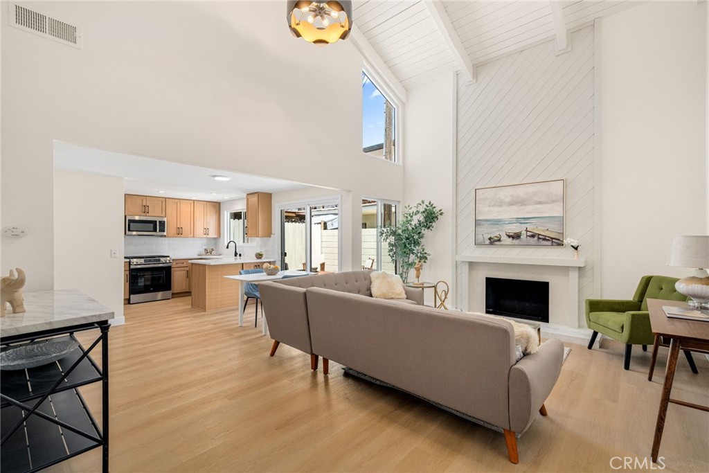 10401 Hammontree, Garden Grove CA 92843 - photo 1