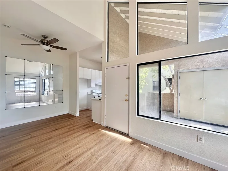 10531 Lakeside S J, Garden Grove, CA 92840