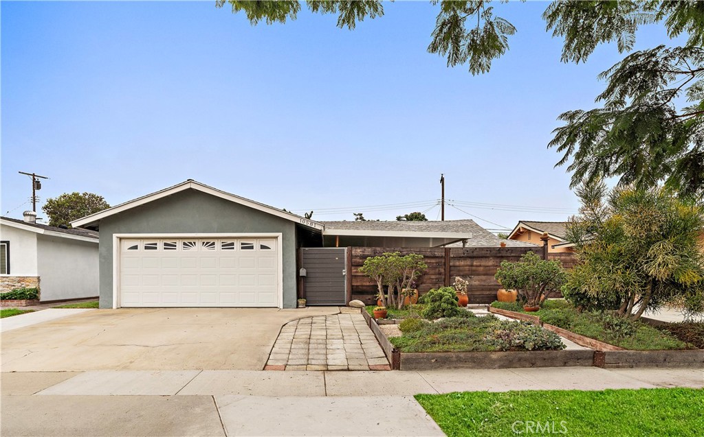 Welcome Home to 15081 Davit, GREAT Curb Appeal in a Fantastic Neighborhood - 10581 Davit Avenue, Garden Grove CA 92843 - photo 1
