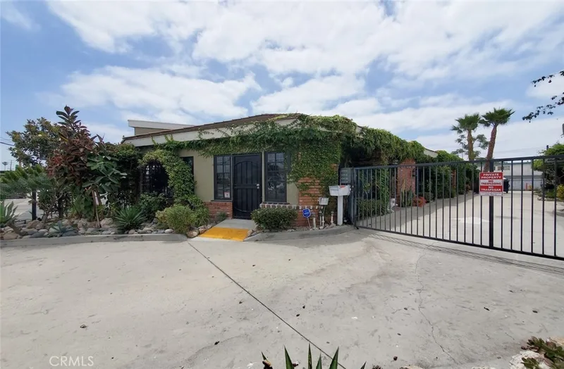 10622 Katella, Garden Grove, CA 92840