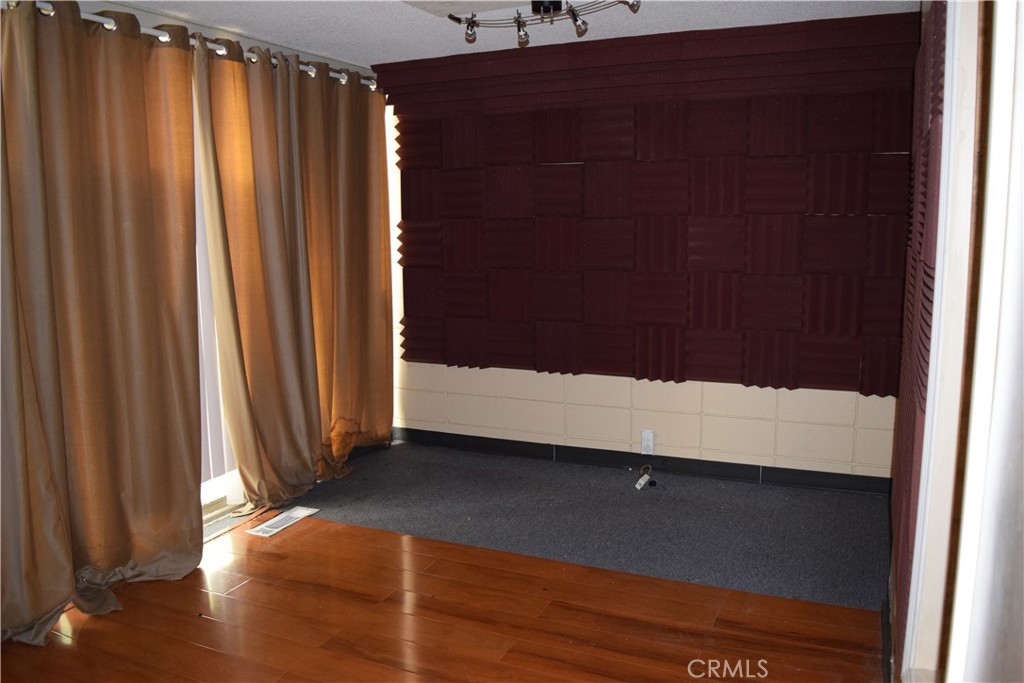 11035 Acacia Parkway 11035, Garden Grove CA 92840 - photo 7