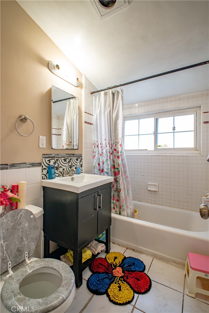 11181 Clarissa, Garden Grove CA 92840 - photo 17