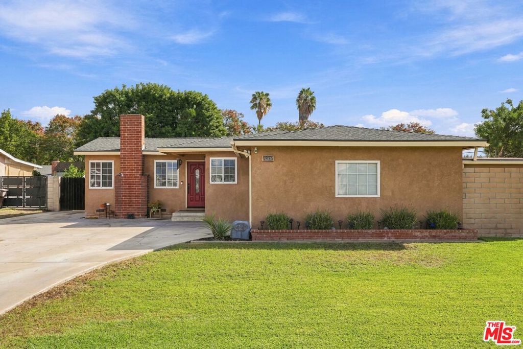 11202 Loara Street, Garden Grove CA 92840 - photo 2