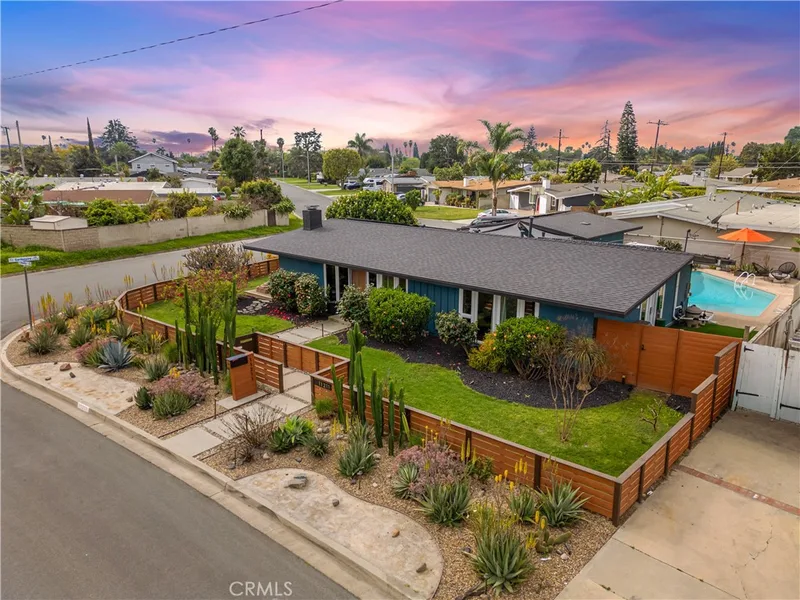 11211 Gardenaire Ln, Garden Grove, CA 92841