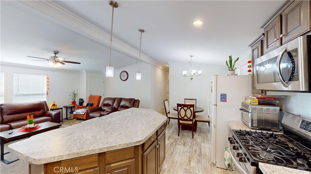 11301 Euclid 73A, Garden Grove CA 92840 - photo 9