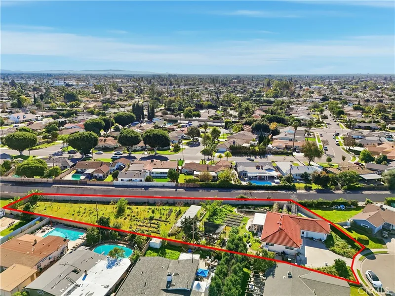 11356 Desmond Street, Garden Grove, CA 92841