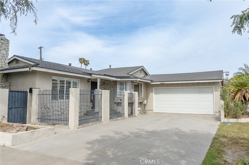11401 Kearney Way, Garden Grove CA 92840 - photo 1