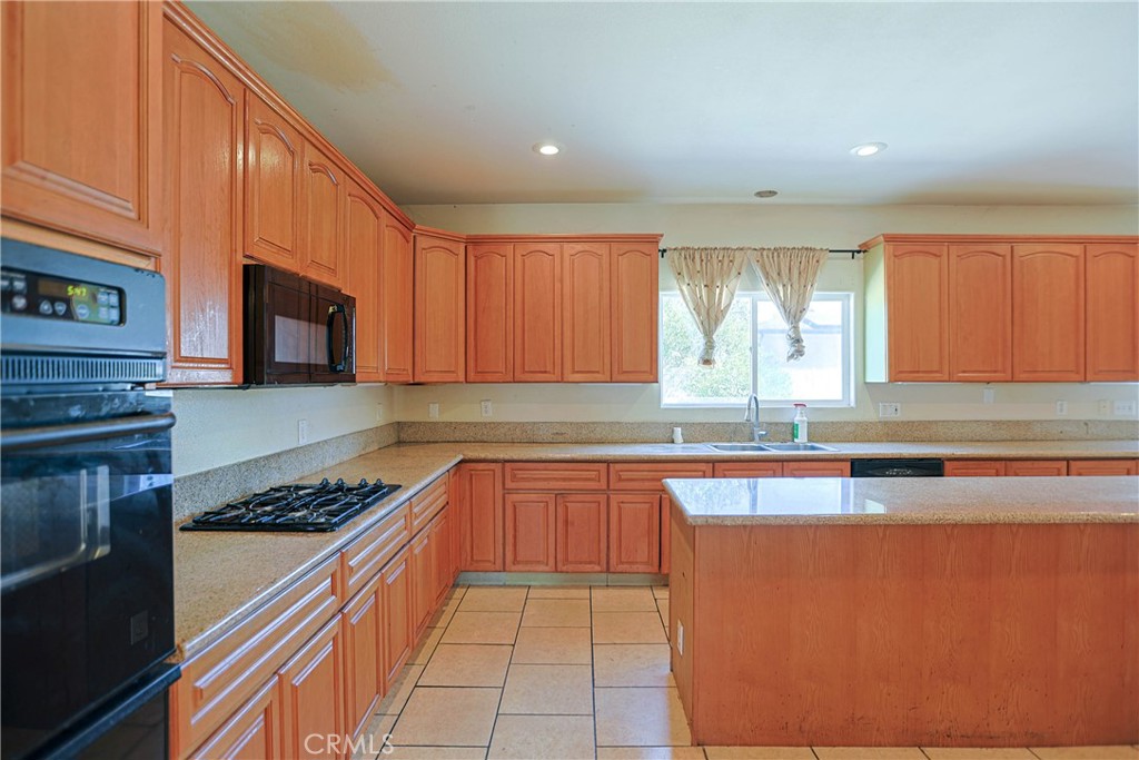 11722 West, Garden Grove CA 92840 - photo 15
