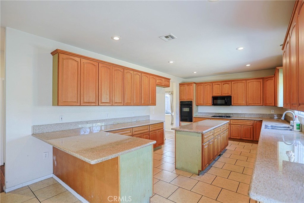 11722 West, Garden Grove CA 92840 - photo 17