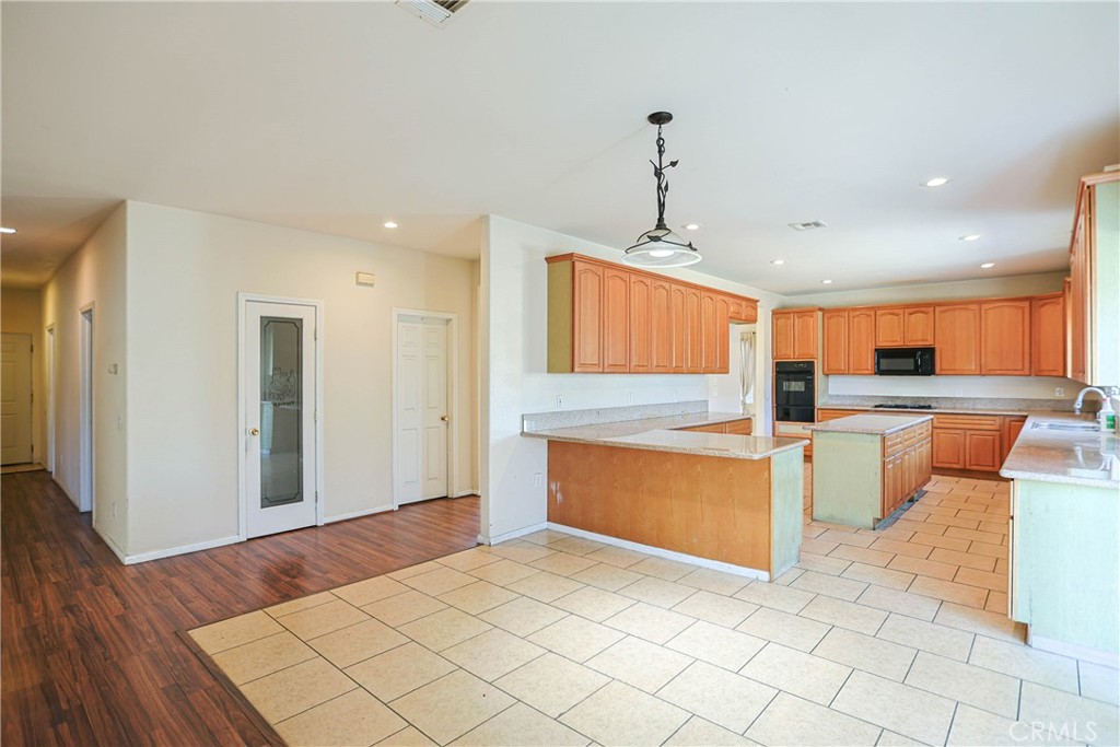 11722 West, Garden Grove CA 92840 - photo 21