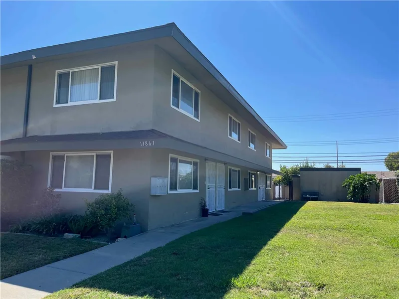 11861 Bailey Street C, Garden Grove, CA 92845