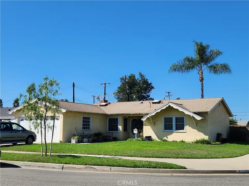11871 Wutzke, Garden Grove