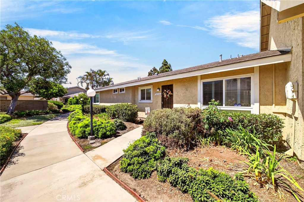 Club House - 12114 Stonegate Lane, Garden Grove CA 92845 - photo 34