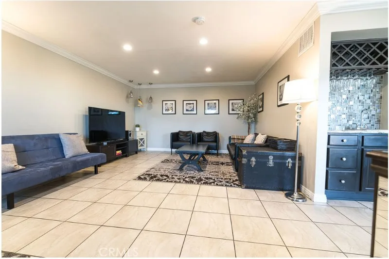12195 Chapman Avenue, Garden Grove, CA 92840