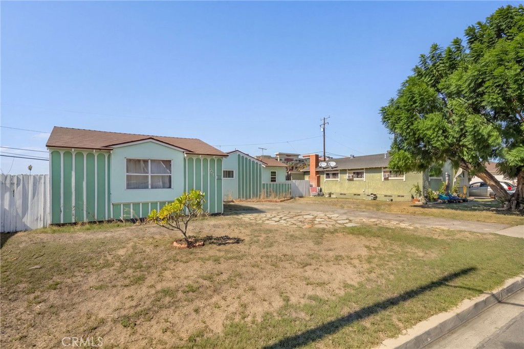 12271 Choisser, Garden Grove CA 92840 - photo 2
