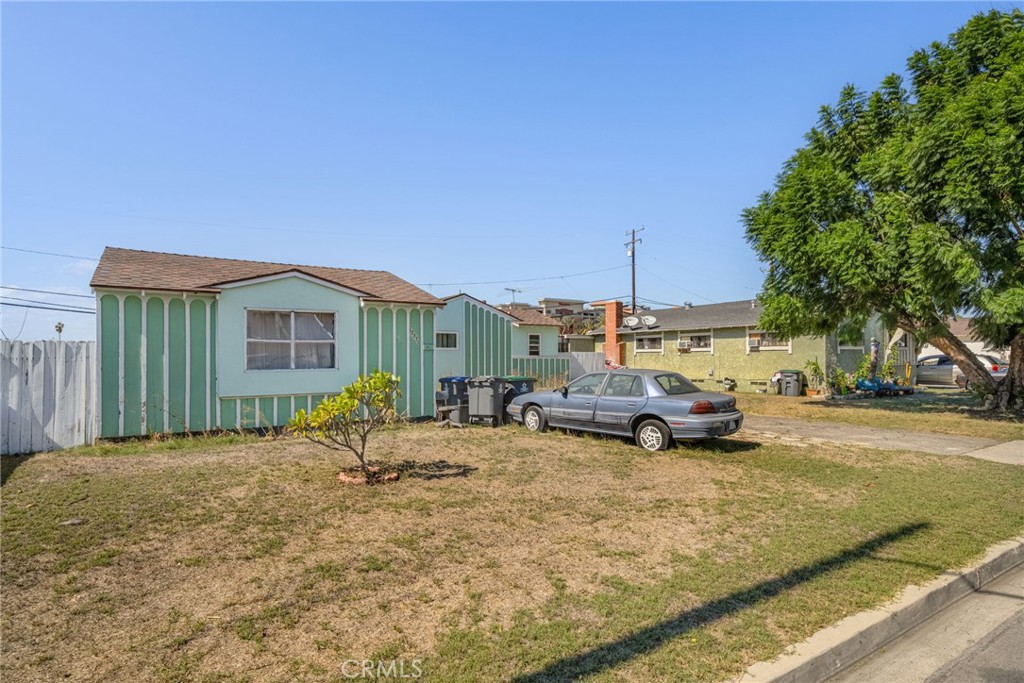12271 Choisser, Garden Grove CA 92840 - photo 3