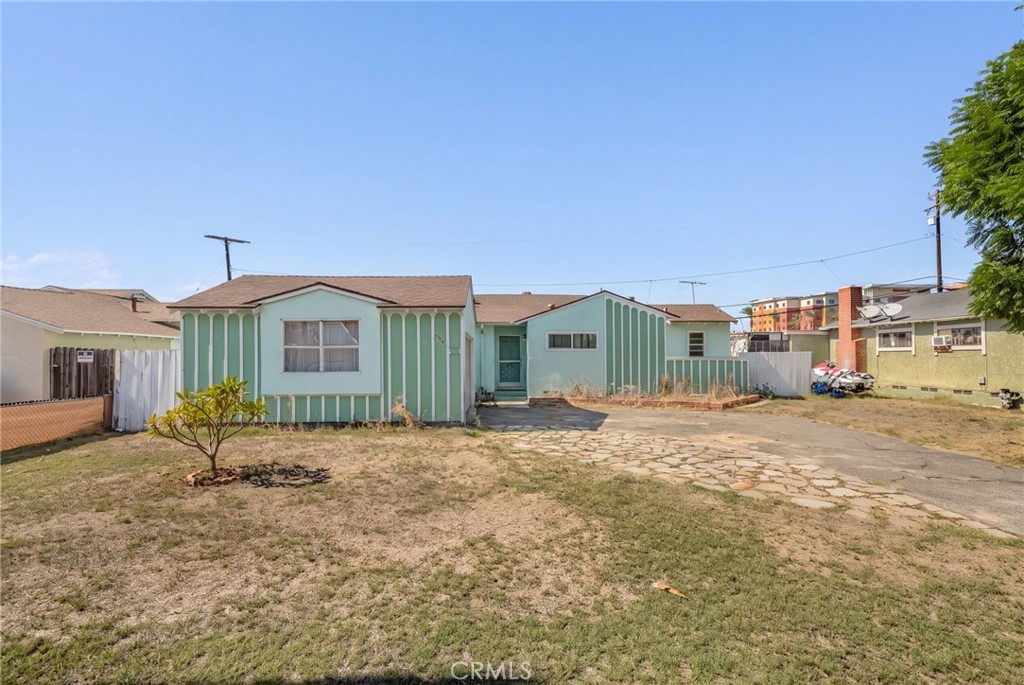 12271 Choisser, Garden Grove CA 92840 - photo 5