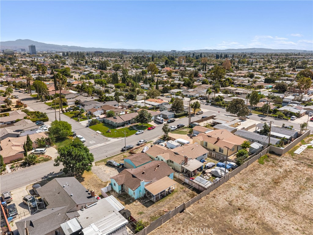 12271 Choisser, Garden Grove CA 92840 - photo 18