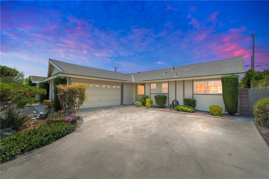 12391 Lamplighter St, Garden Grove CA 92845 - photo 1