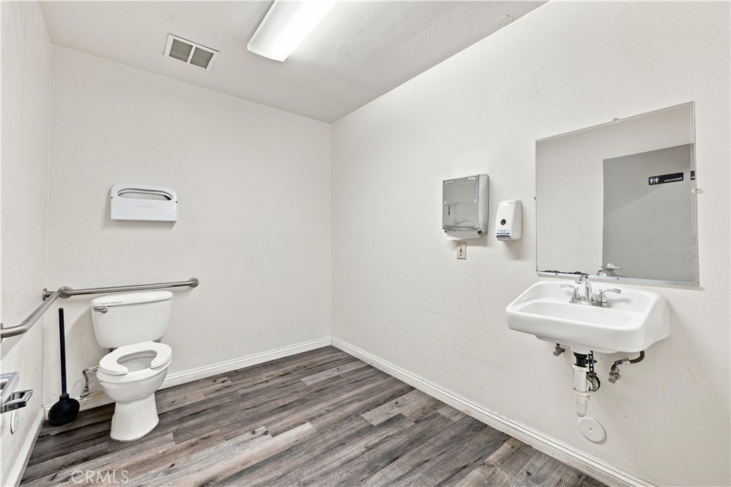 12462 Brookhurst, Garden Grove CA 92840 - photo 24