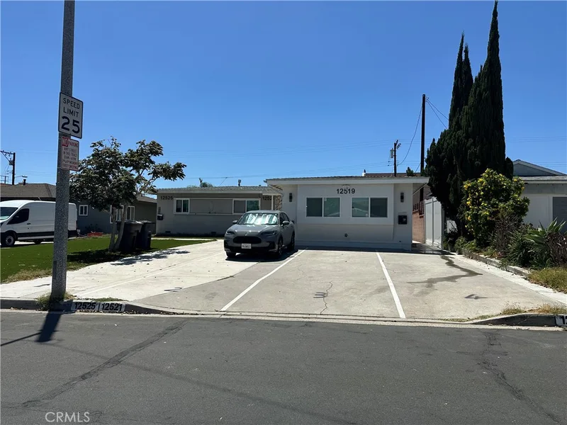 12521 Aristocrat, Garden Grove