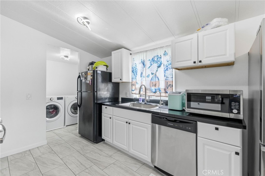 12560 Haster 204, Garden Grove CA 92840 - photo 5