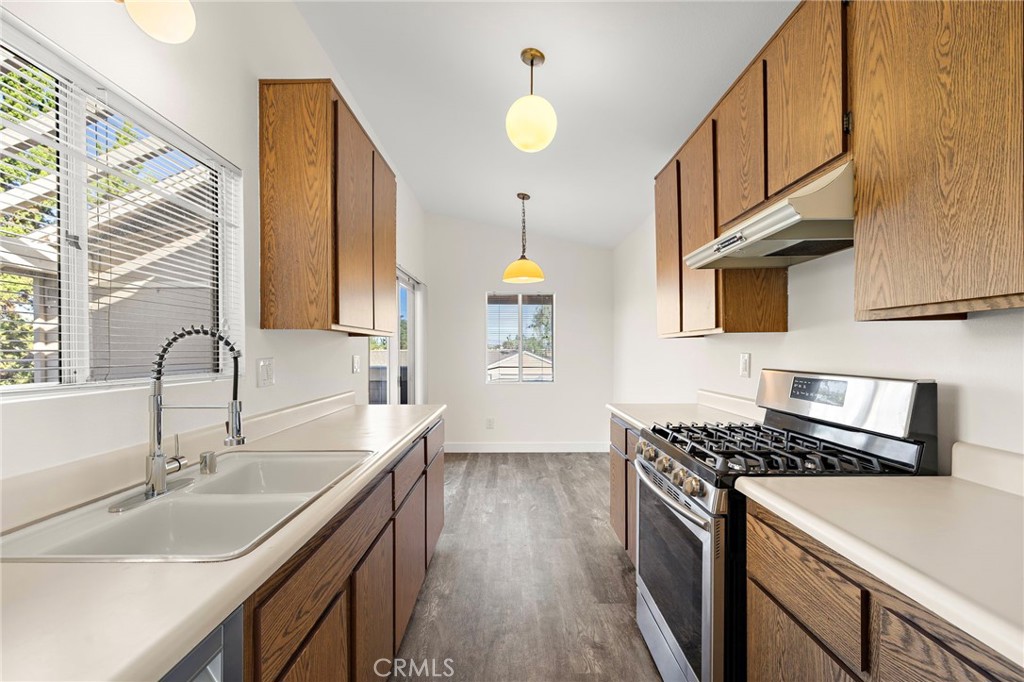 12562 Dale 17, Garden Grove CA 92841 - photo 10