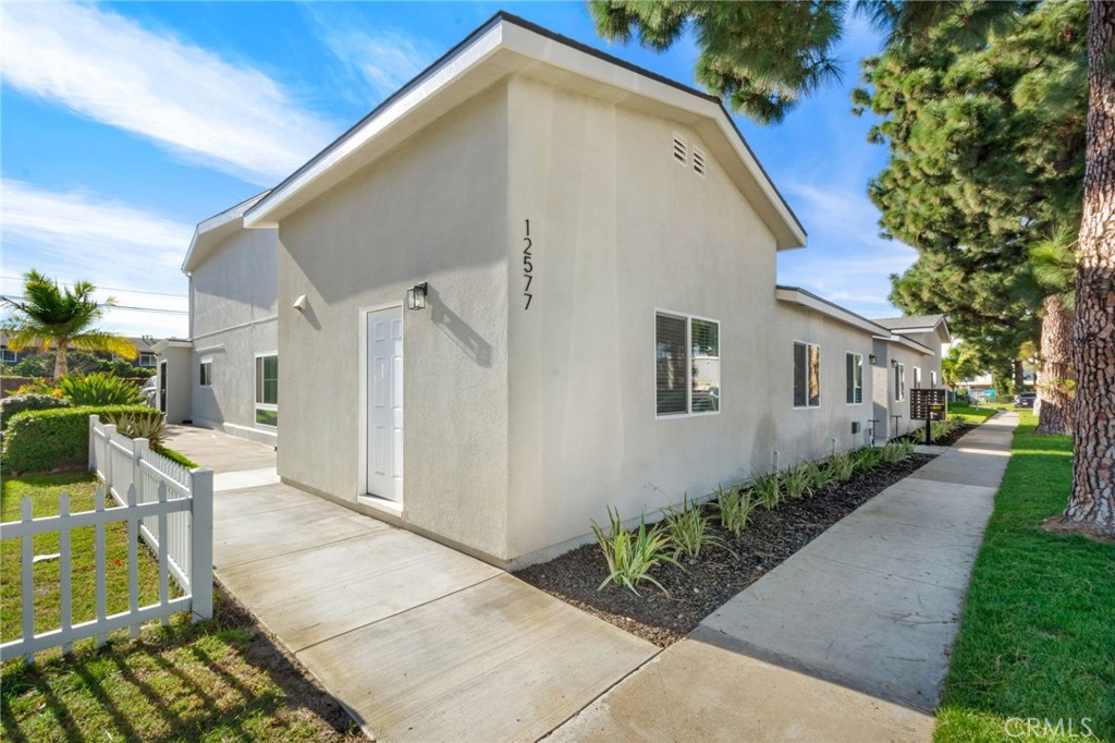 12571 Kensington Lane, Garden Grove CA 92840 - photo 1