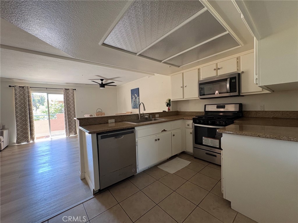 12591 Westminster 114, Garden Grove CA 92843 - photo 3
