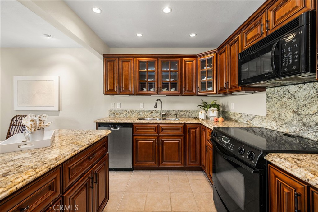 12632 Romaine Wy, Garden Grove CA 92845 - photo 19