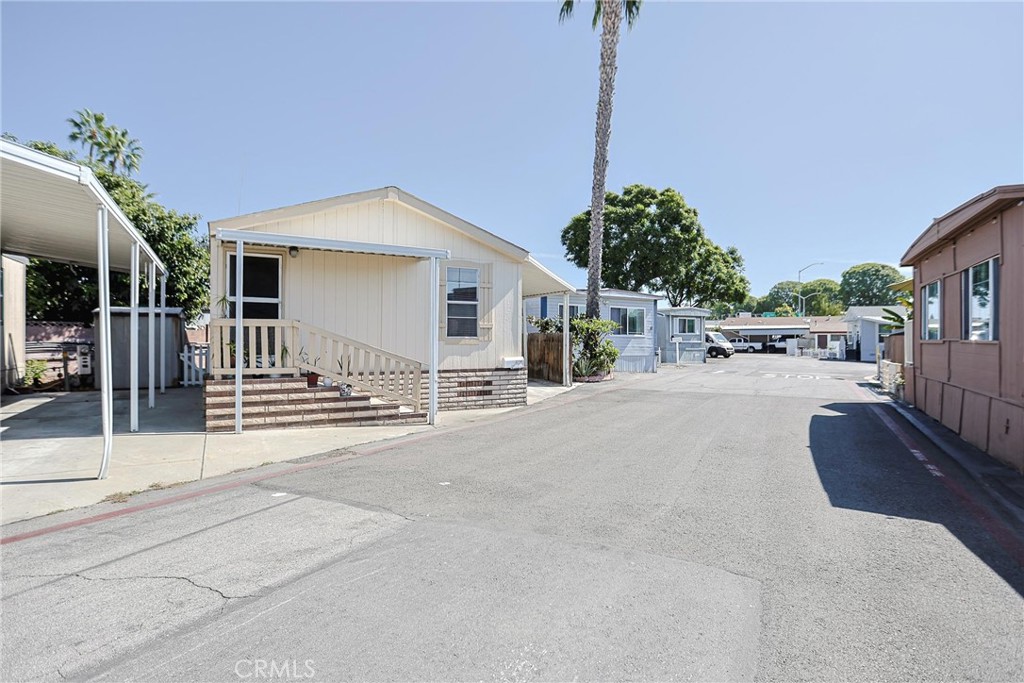 13102 Partridge 11, Garden Grove CA 92843 - photo 2