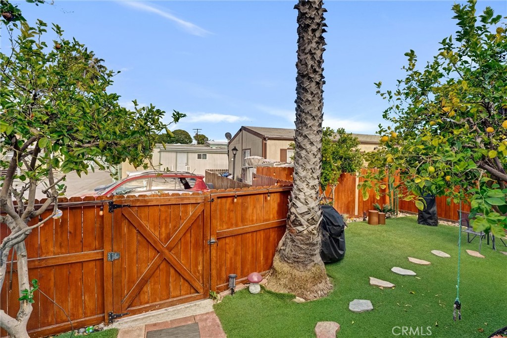 13102 Partridge 15, Garden Grove CA 92843 - photo 33