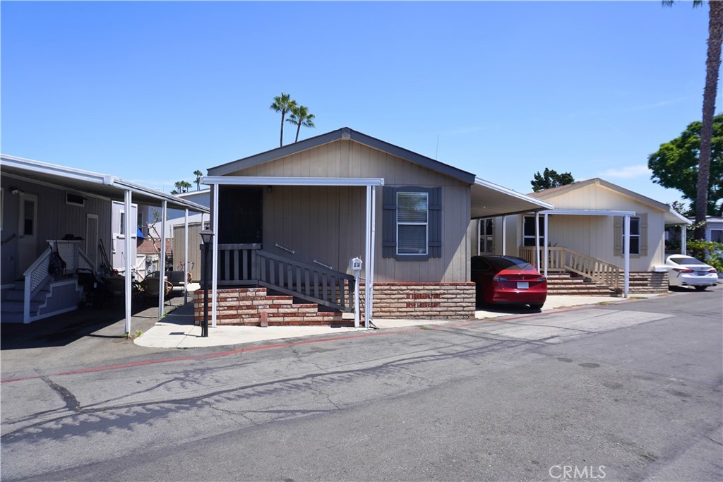 Exterior. - 13102 Partridge Space 13, Garden Grove CA 92843 - photo 2