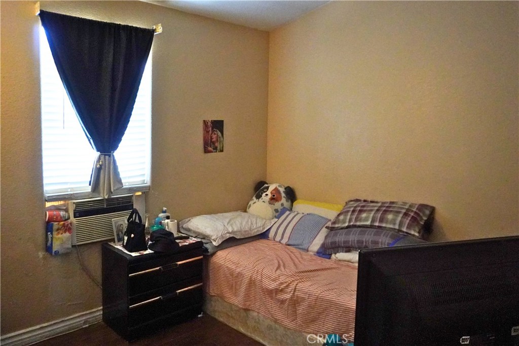 Bedroom 2. - 13102 Partridge Space 13, Garden Grove CA 92843 - photo 10