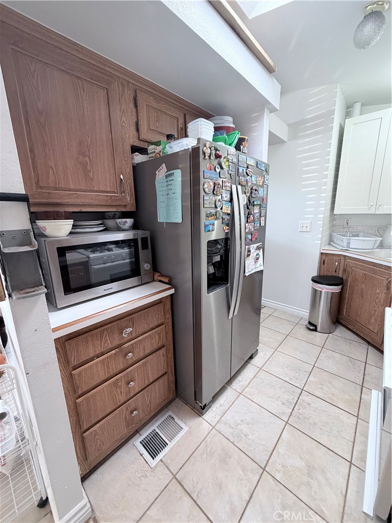 13181 222 Lampson, Garden Grove CA 92840 - photo 6