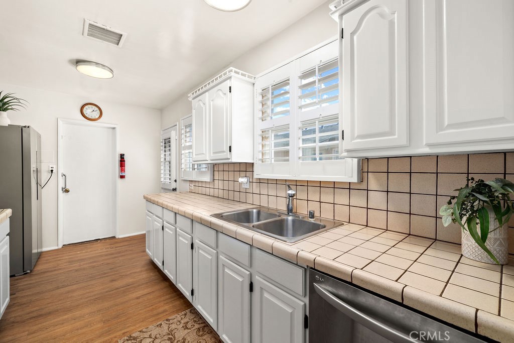 13191 Lewis, Garden Grove CA 92843 - photo 11