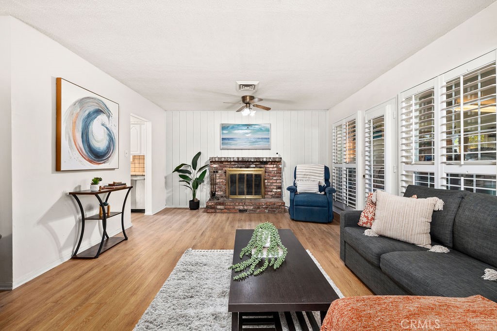 Family Room - 13191 Lewis, Garden Grove CA 92843 - photo 17