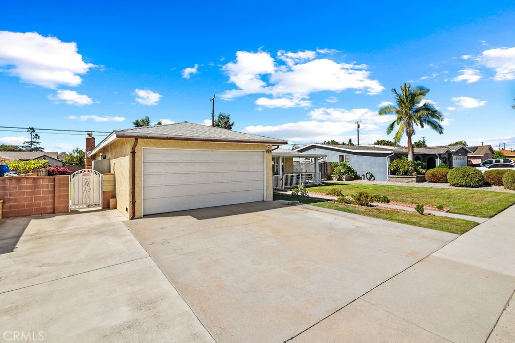 Driveway - 13191 Lewis, Garden Grove CA 92843 - photo 39