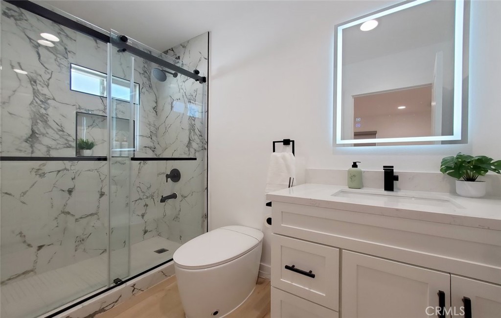 Detached ADU FONDREN- Master bathroom - 13392 Laramore, Garden Grove CA 92843 - photo 35