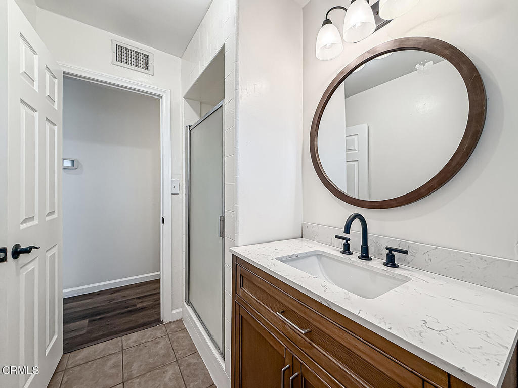 dHall Bath4 - 13631 Cypress Street, Garden Grove CA 92843 - photo 22