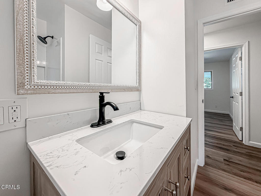 gShared Bath2 - 13631 Cypress Street, Garden Grove CA 92843 - photo 35