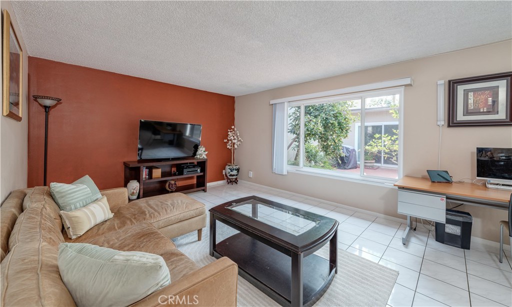 13875 La Jolla Plaza, Garden Grove CA 92844 - photo 1