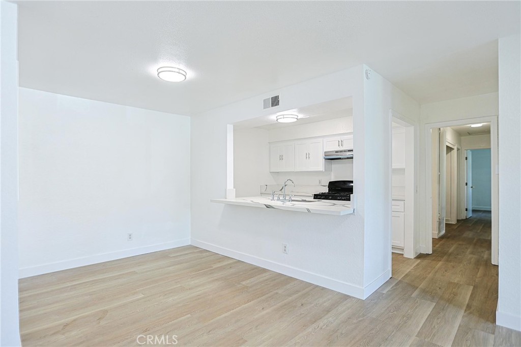 13928 Parkway Drive, Garden Grove CA 92843 - photo 2