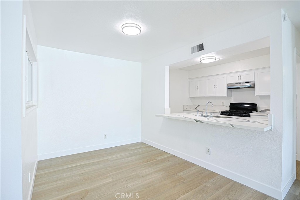 13928 Parkway Drive, Garden Grove CA 92843 - photo 3