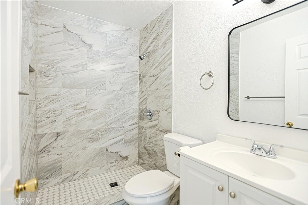 13928 Parkway Drive, Garden Grove CA 92843 - photo 10