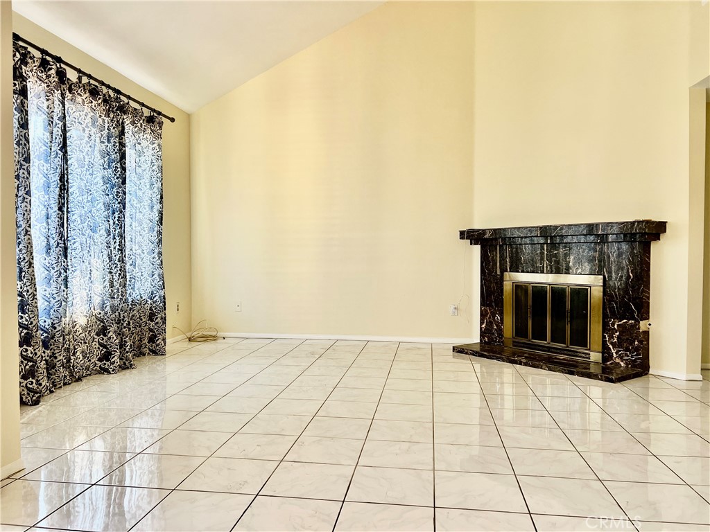 13946 Sandy Way 26A, Garden Grove CA 92844 - photo 5