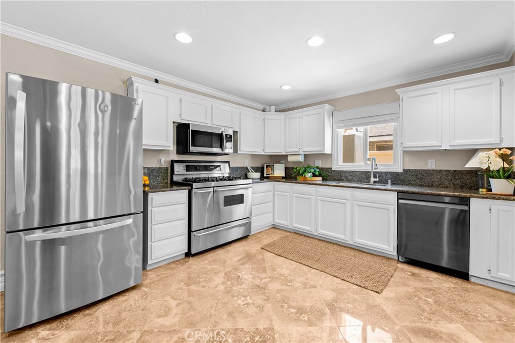 5471 Belgrave, Garden Grove CA 92845 - photo 18
