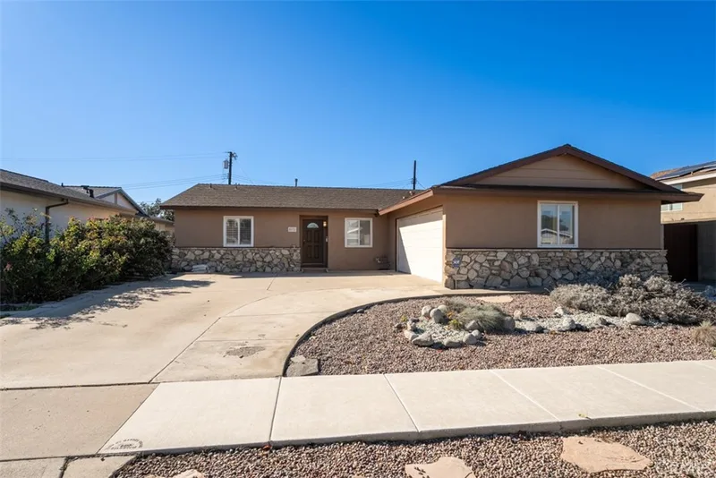 5532 Tiffany Ave, Garden Grove, CA 92845
