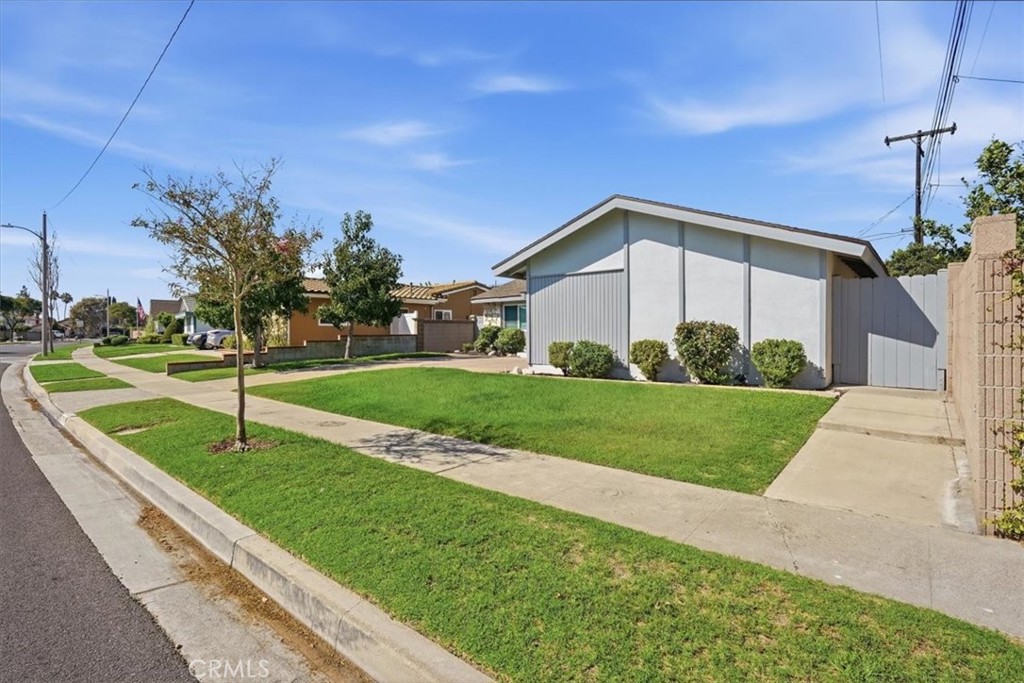 5911 Cerulean, Garden Grove CA 92845 - photo 3